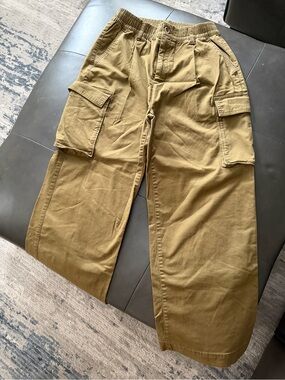 Old Navy Wide Leg Cargo Pants
